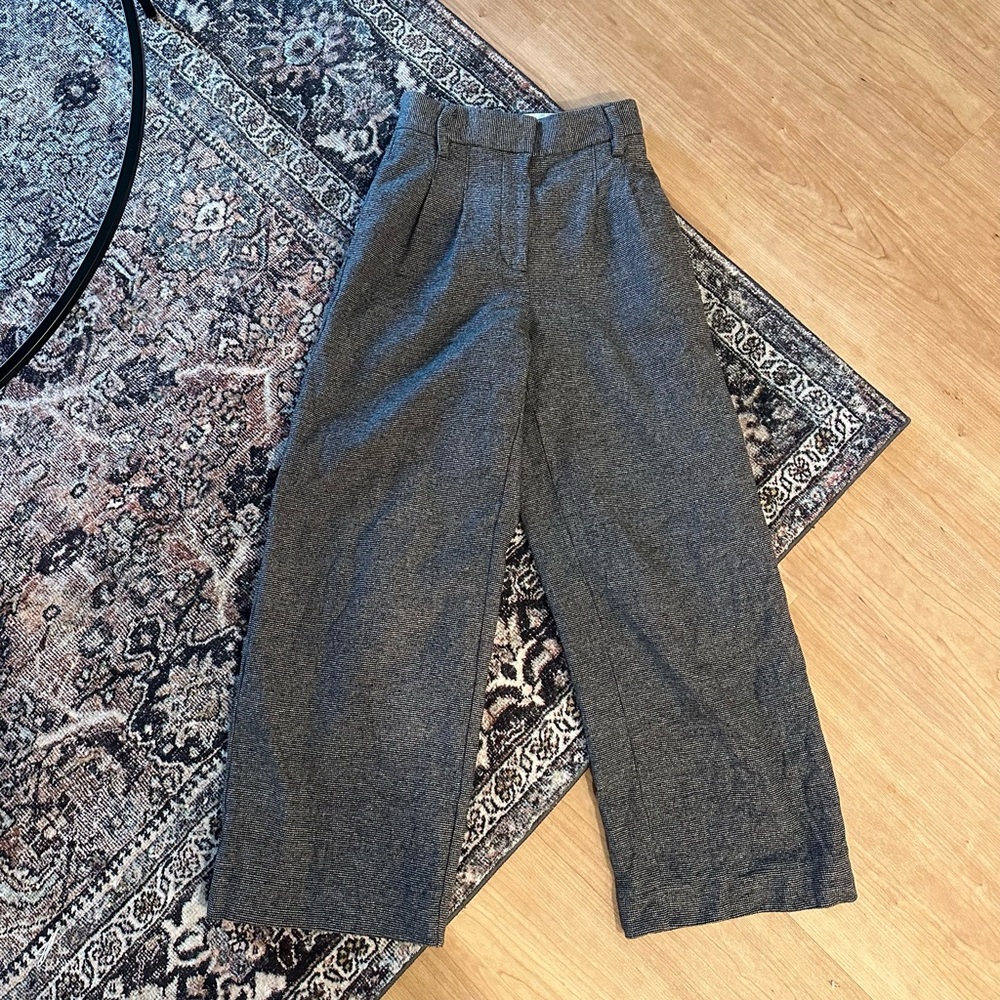 Aritzia Wilfred Trousers